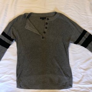 Gray American Eagle sweater